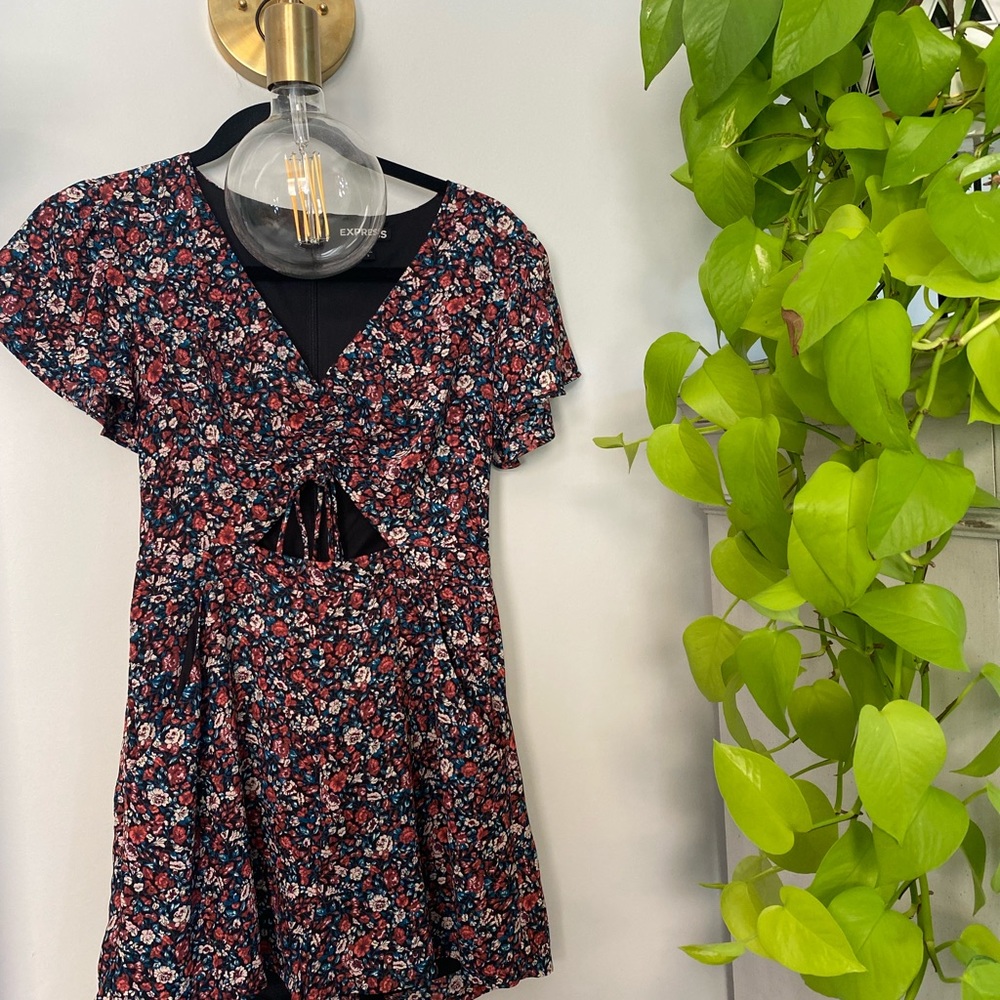 Express floral print romper.